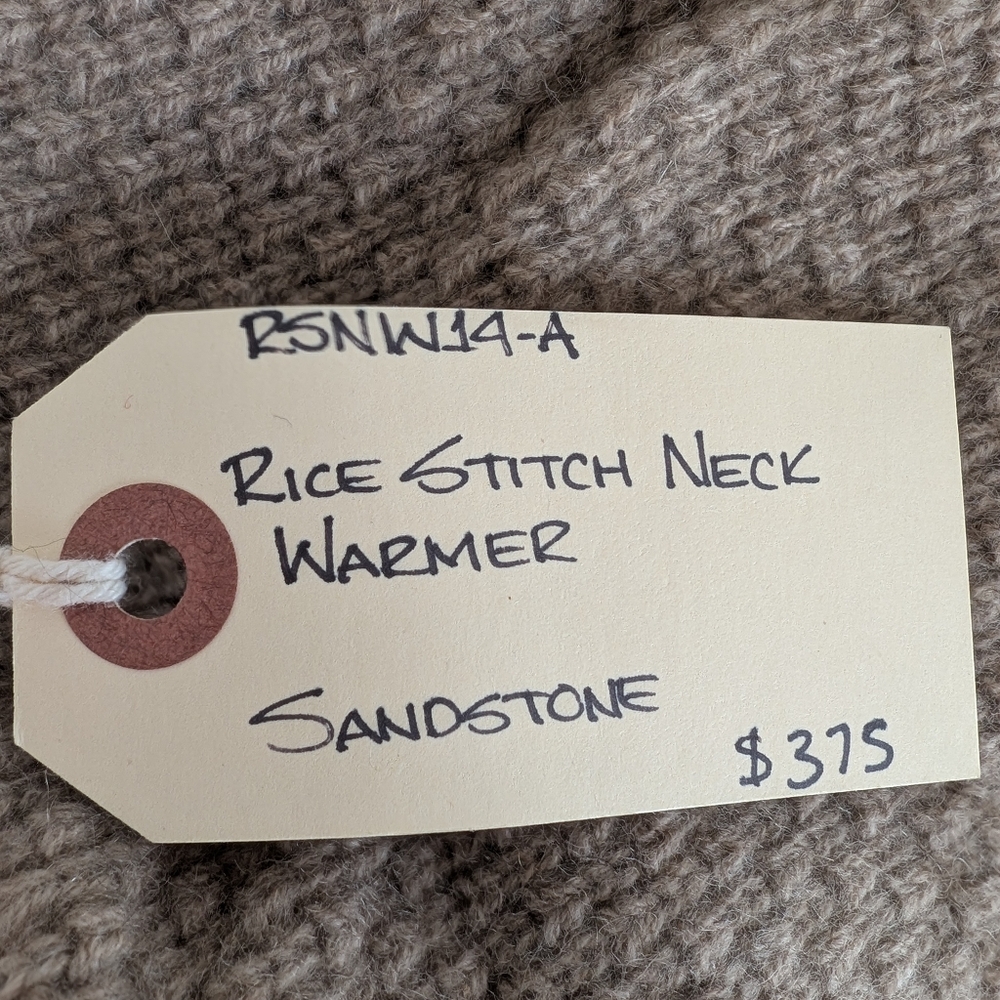 BRAND NEW ELDER STATESMAN Neck Warmer - One Size